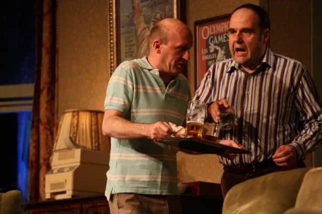 Dziwna para spektakl – poznaj zabawne zmagania dwóch mężczyzn