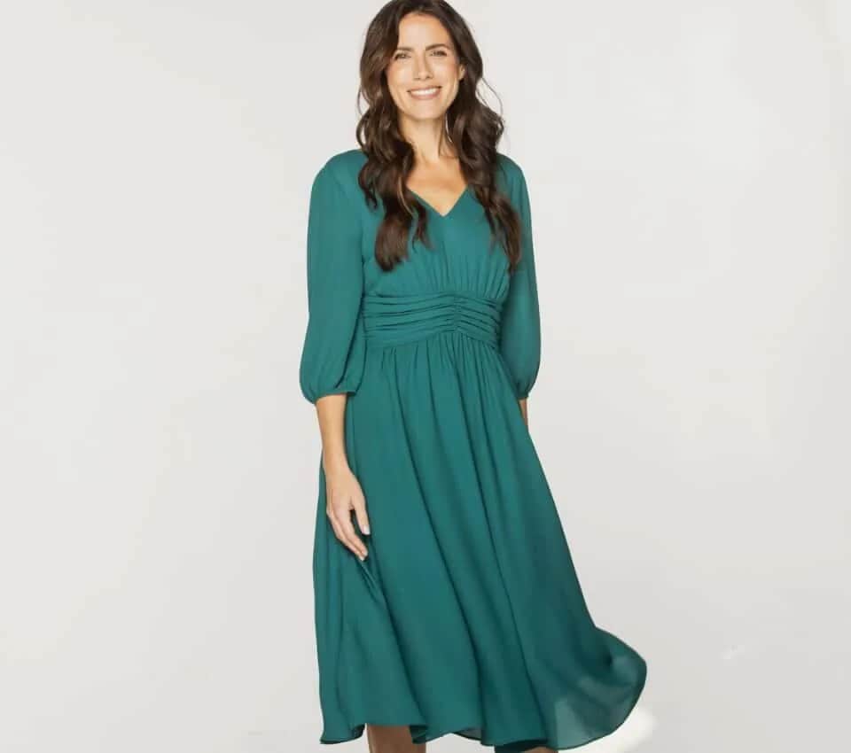 Jak się ubrać do teatru na musical, by wyglądać elegancko i stylowo