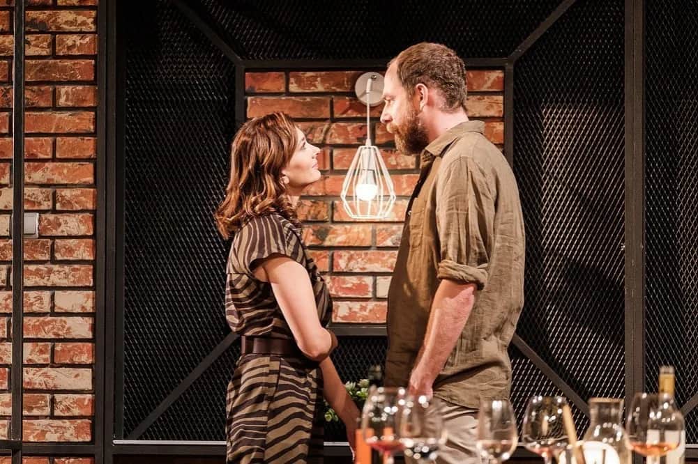 Dobrze się kłamie spektakl - zaskakująca gra o przyjaźni i kłamstwie