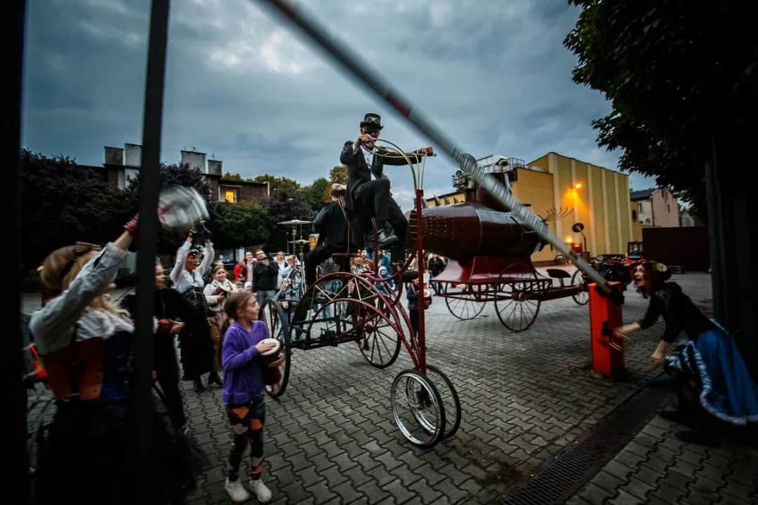 Buduar czy teatr: co wybrać dla najlepszego doświadczenia w grze?